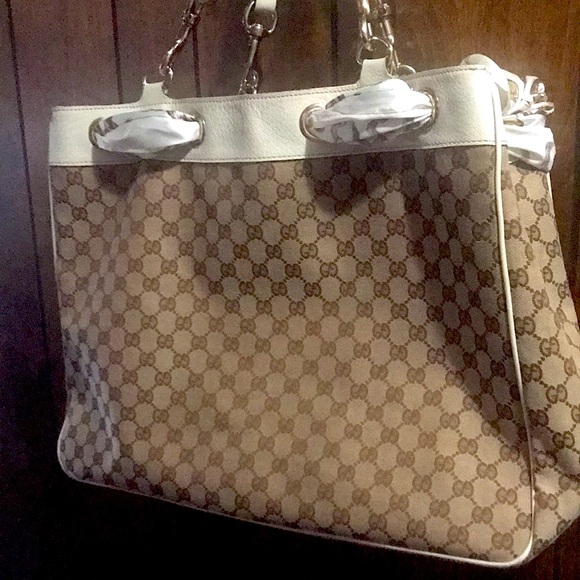 Gucci Positano Scarf Tote. - Picture 3 of 15